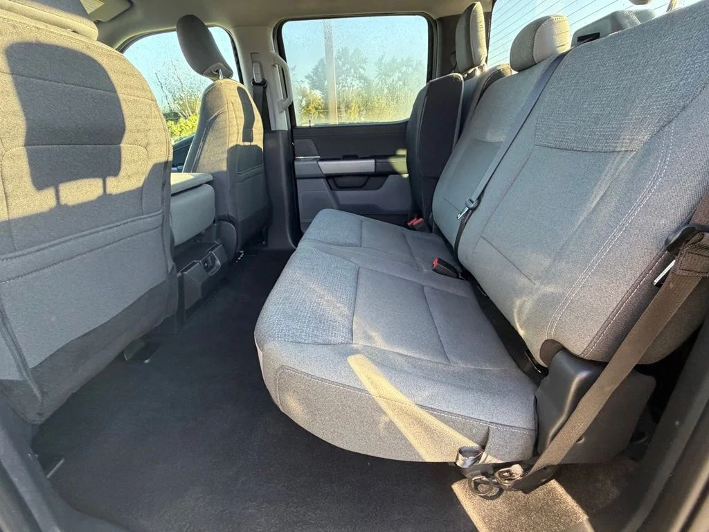 Used 2025 Black Ford XLT image 40