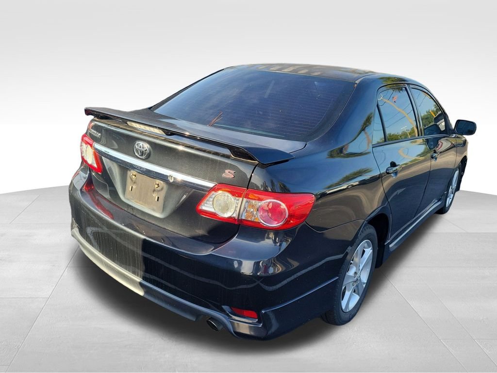 Used 2011 Black Sand Pearl Toyota S image 13