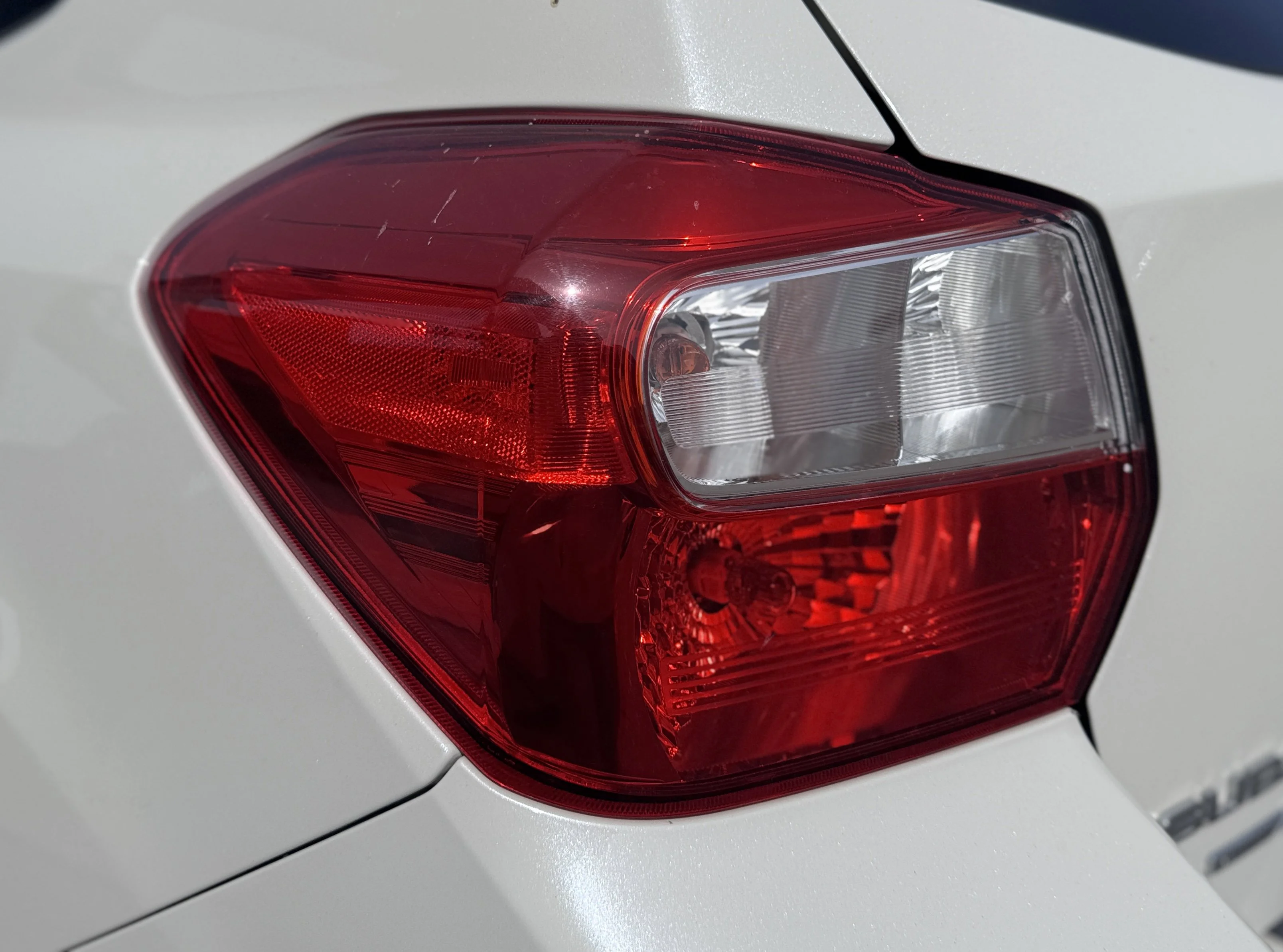 Used 2017 Crystal White Pearl Subaru Limited image 50