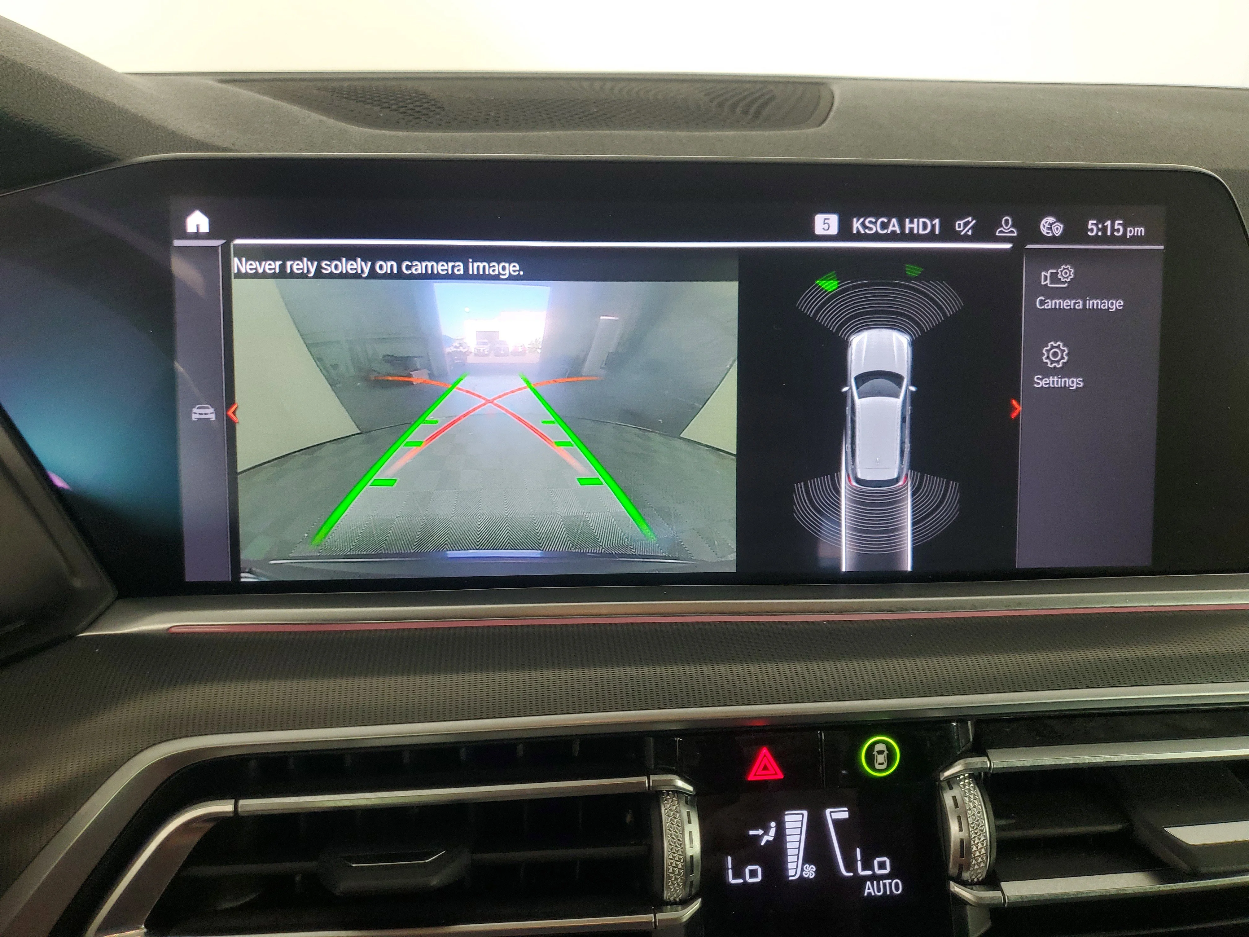 Used 2019 Arctic Gray Metallic BMW xDrive40i image 24