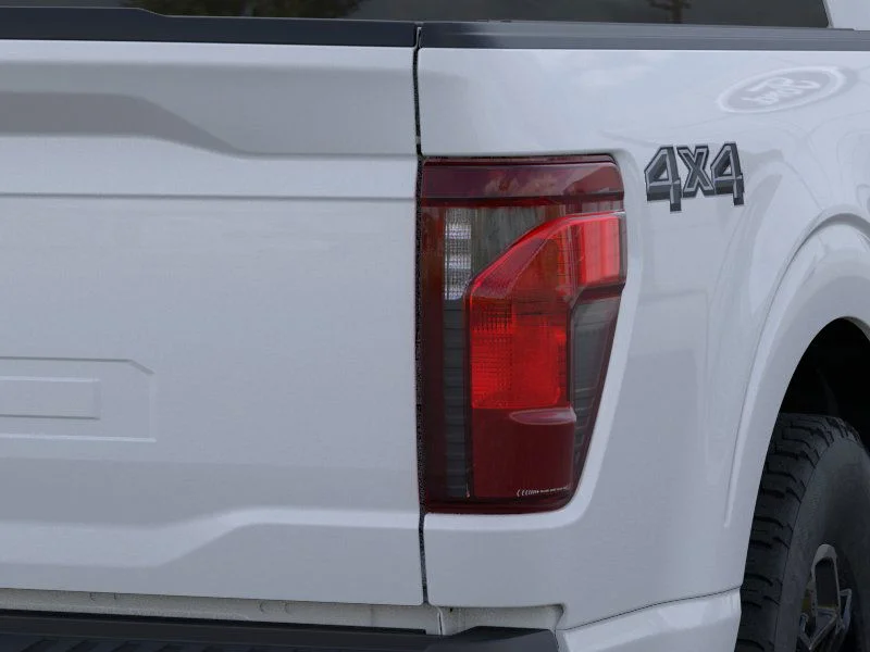 New 2025 Space White Metallic Ford XLT image 62