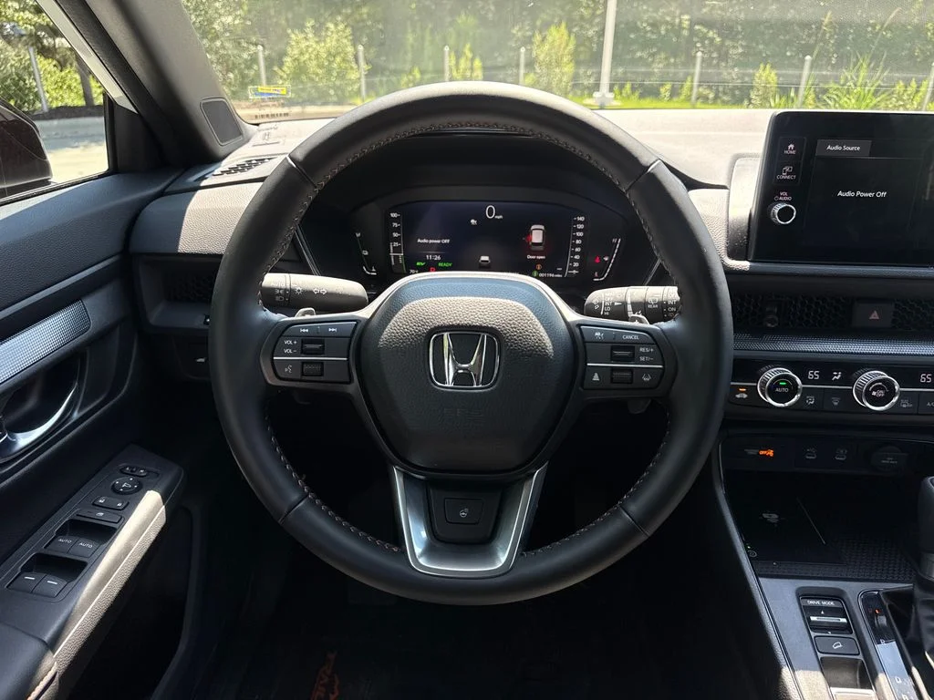 Certified Used 2026 Platinum White Pearl Honda AWD TrailSport Hybrid image 21