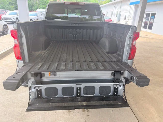 Used 2024 Sterling Gray Metallic Chevrolet LT Trail Boss image 6