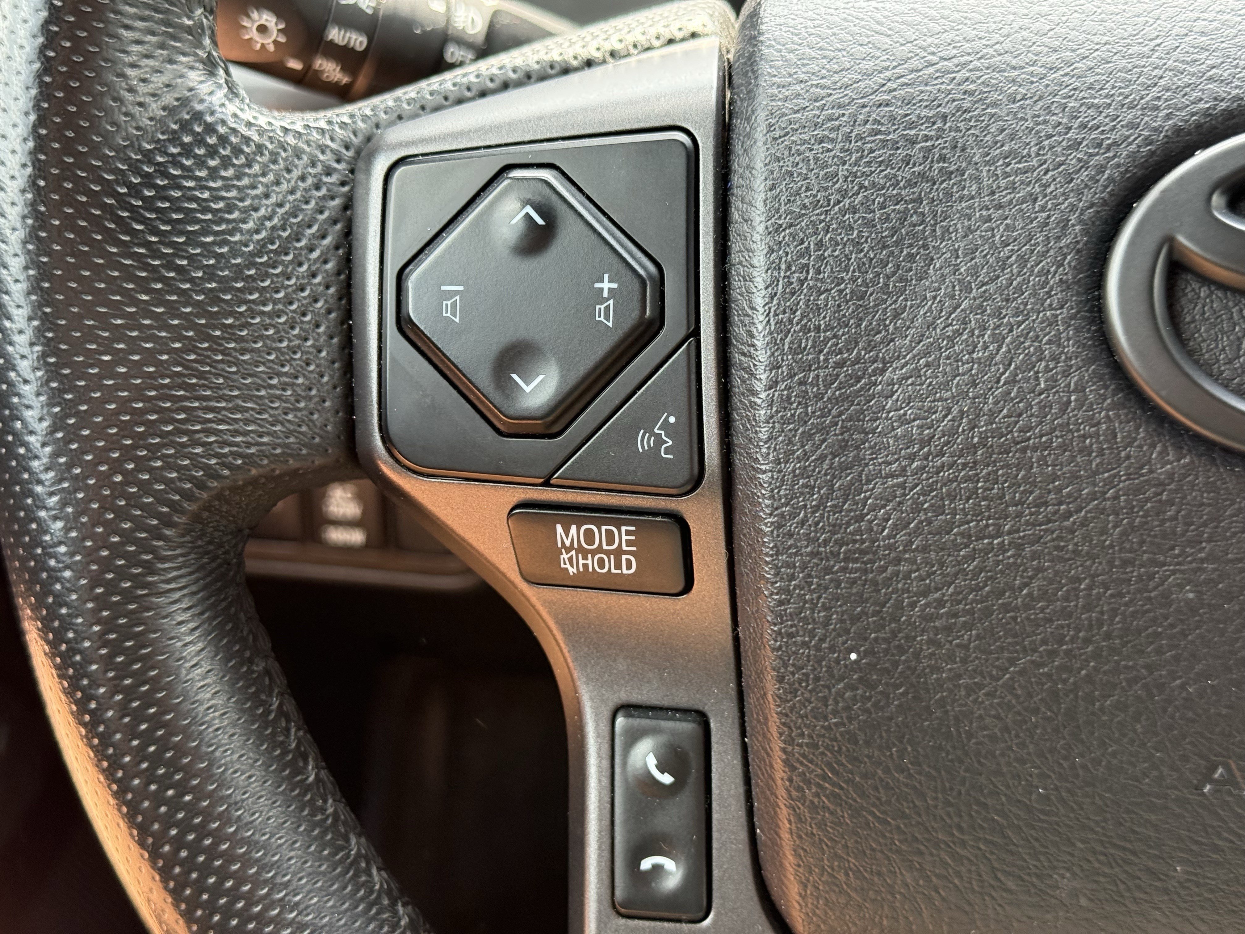 Used 2022 Magnetic Gray Metallic Toyota SR image 15