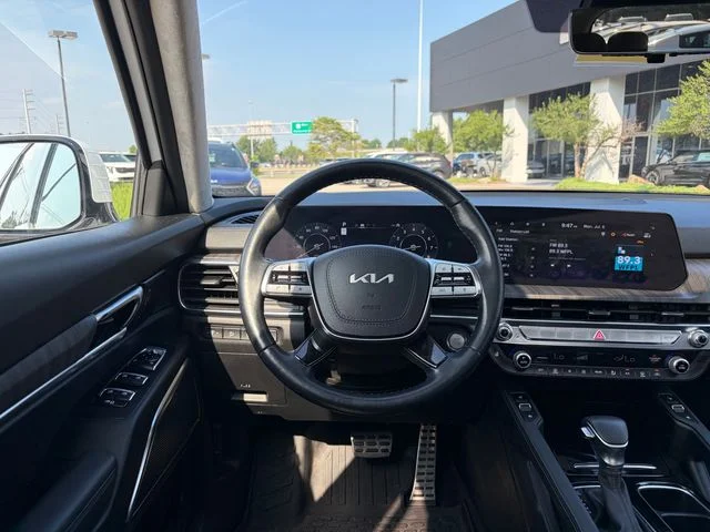 Certified Used 2024 White Kia SX-Prestige image 4