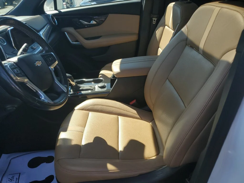 Certified Used 2019 White Chevrolet Premier image 17