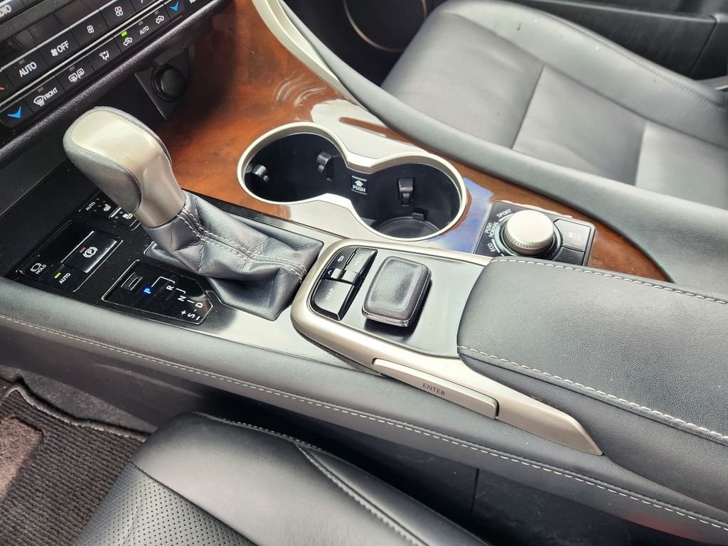 Used 2016 Silver Lexus 350 image 17