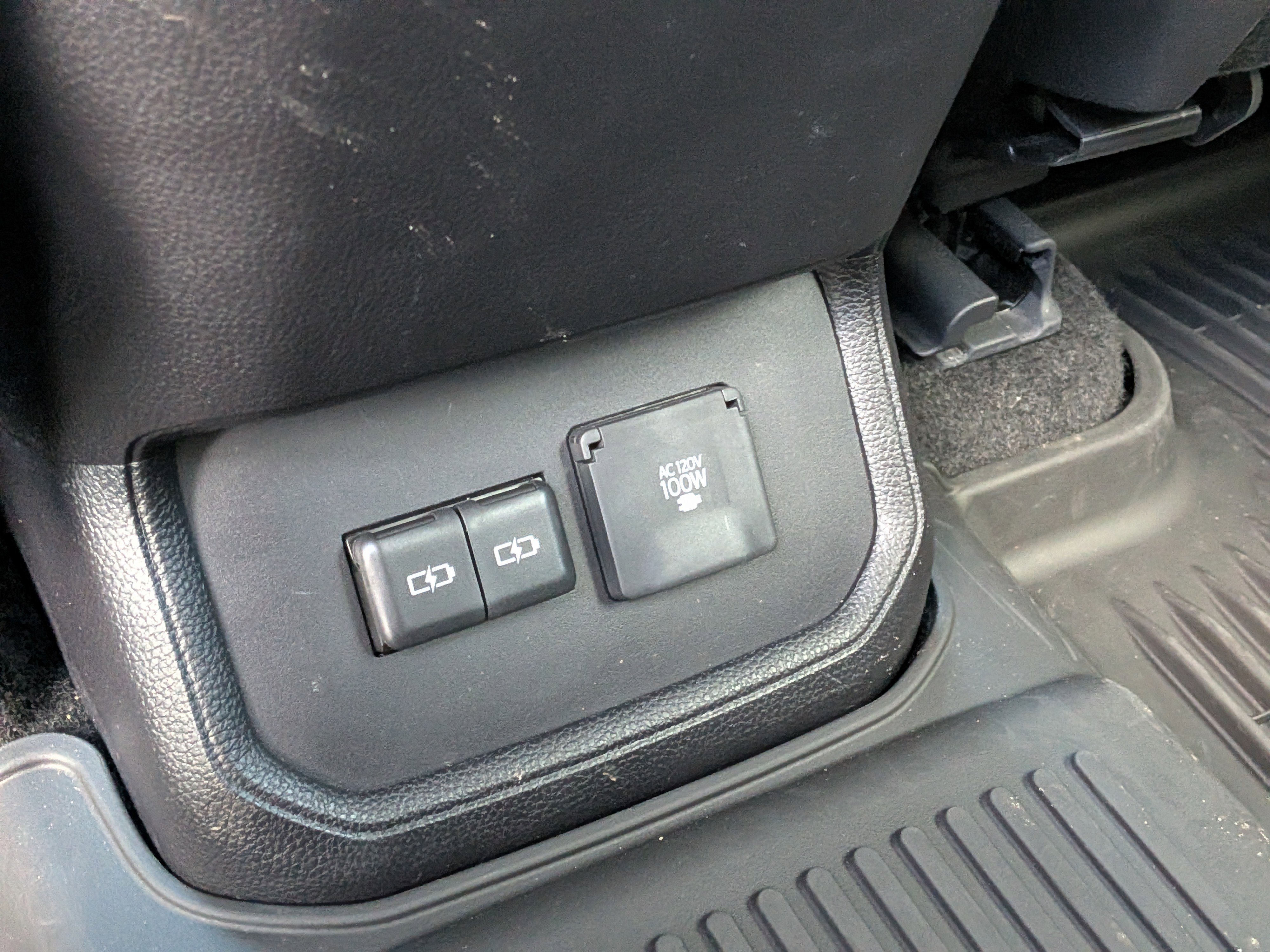 2024 Toyota Highlander Platinum - Photo 16