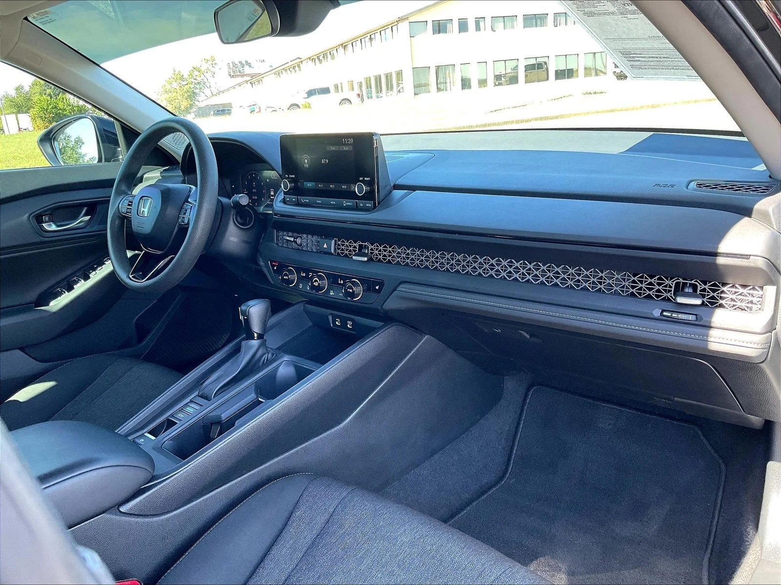 2024 Honda Accord EX - Photo 27