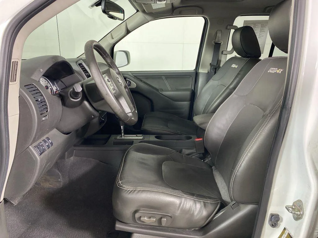Used 2018 Glacier White Nissan PRO-4X image 11