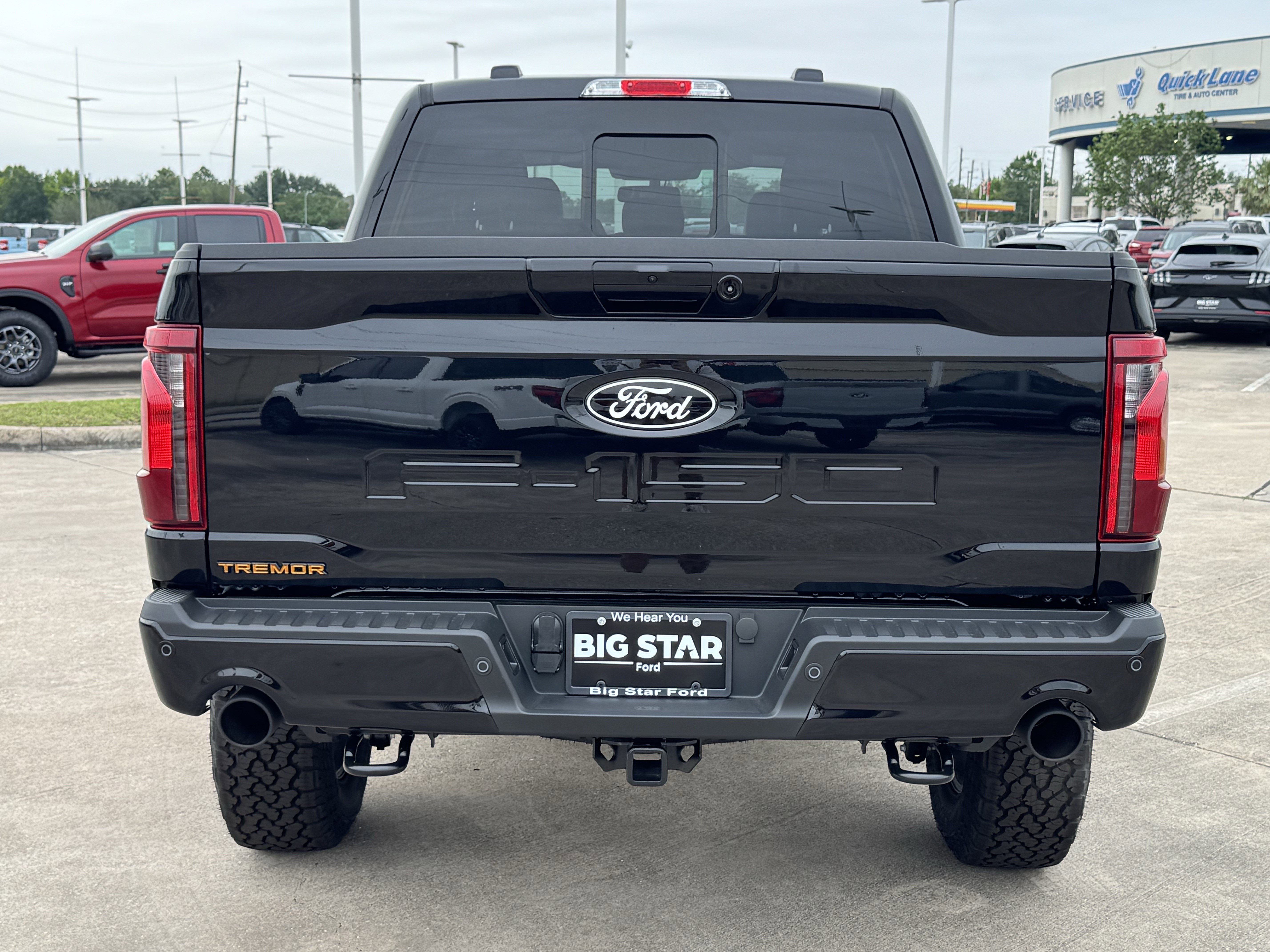 New 2026 Agate Black Metallic Ford Tremor image 8