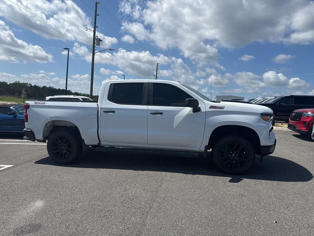 2022 Chevrolet Silverado 1500 Custom Trail Boss 4X4 Crew Cab Short Box's photo