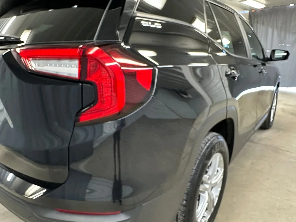 2023 GMC Terrain SLE - Photo 24