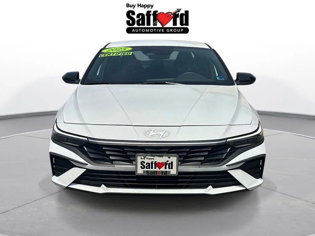 Used 2025 White Hyundai SEL Sport image 7