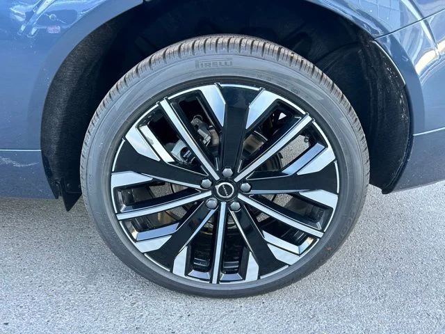 2026 Volvo XC60 Ultra - Photo 10