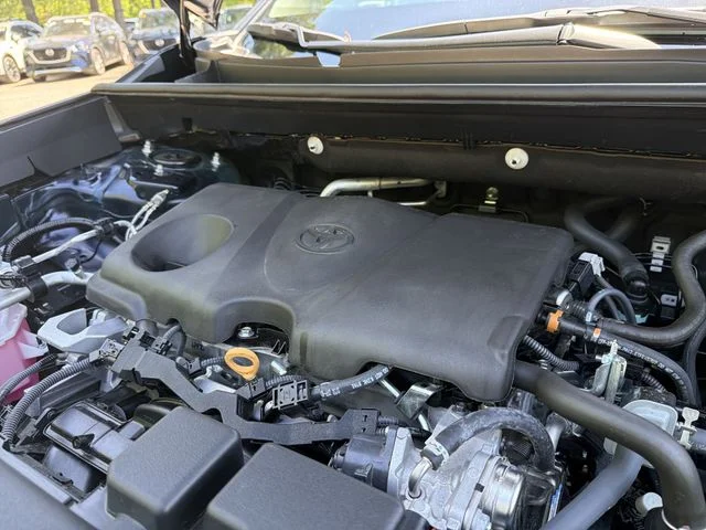 Used 2025 Blue Toyota XLE Premium image 28