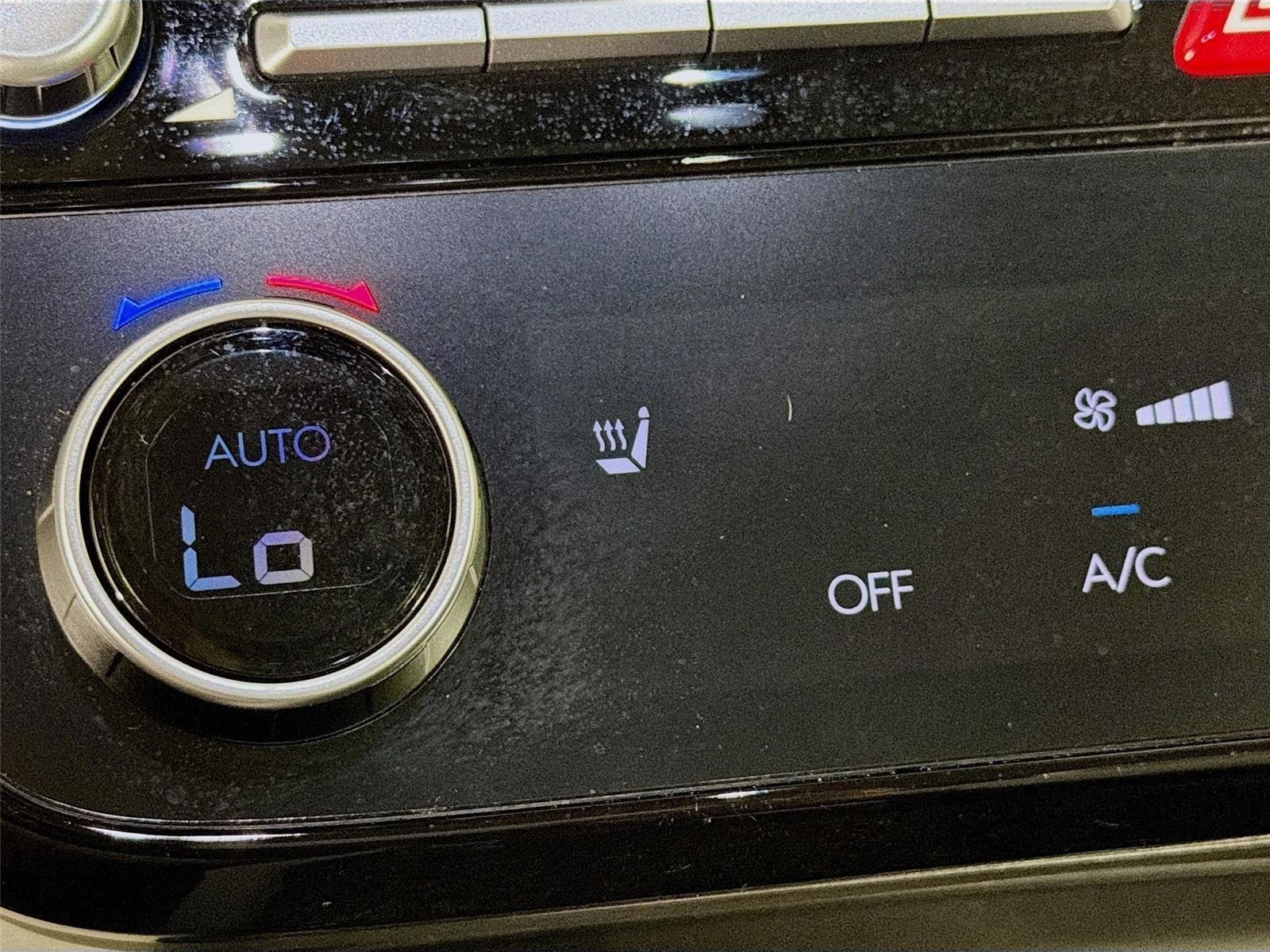 Used 2025 Phantom Black Hyundai SEL Convenience image 22