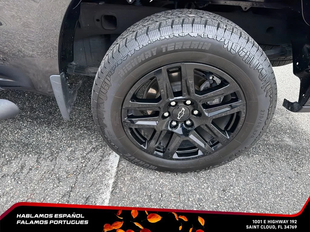 Used 2023 BLACK Chevrolet Custom image 11