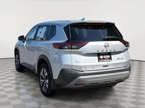 Used 2023 Silver Nissan SV image 5