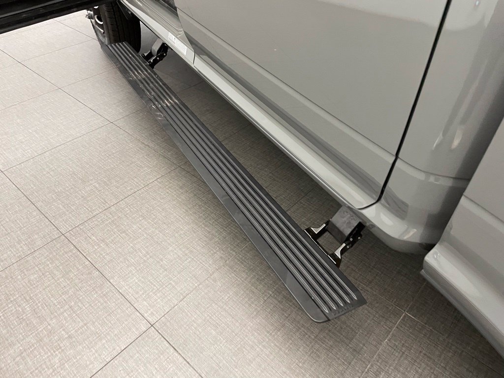 New 2026 Ceramic Gray Clear-Coat Exterior Paint RAM Laramie DRW image 14