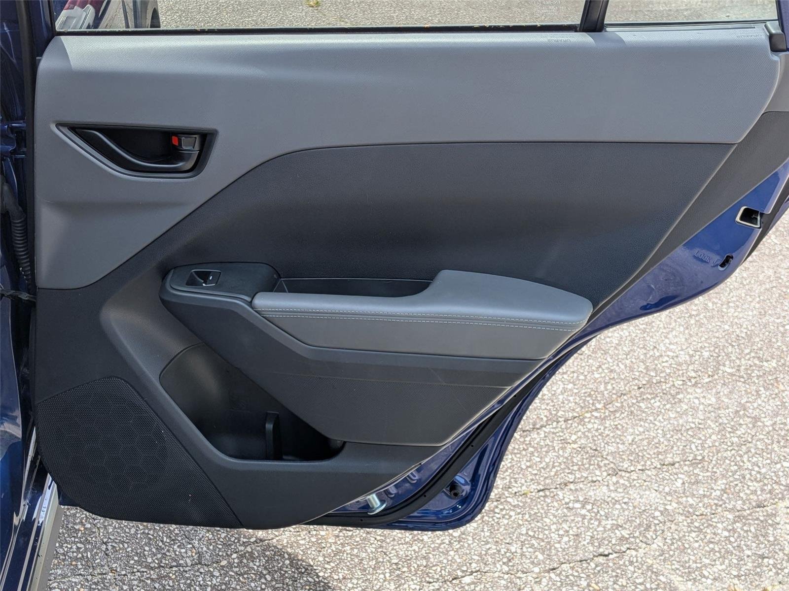 Used 2024 Sapphire Blue Pearl Subaru Premium image 29