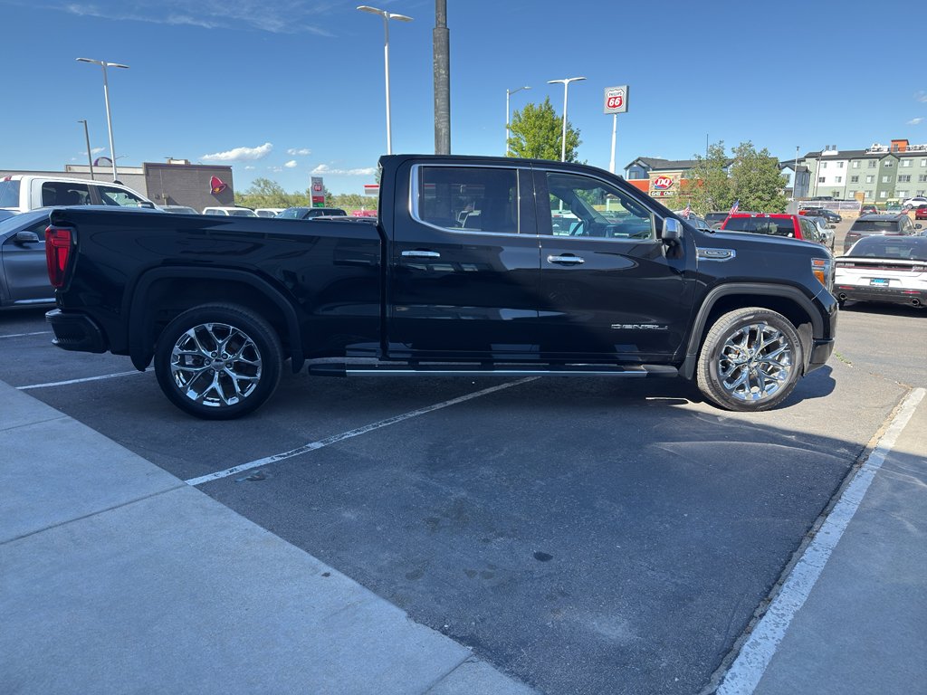Used 2021 Onyx Black GMC Denali image 6