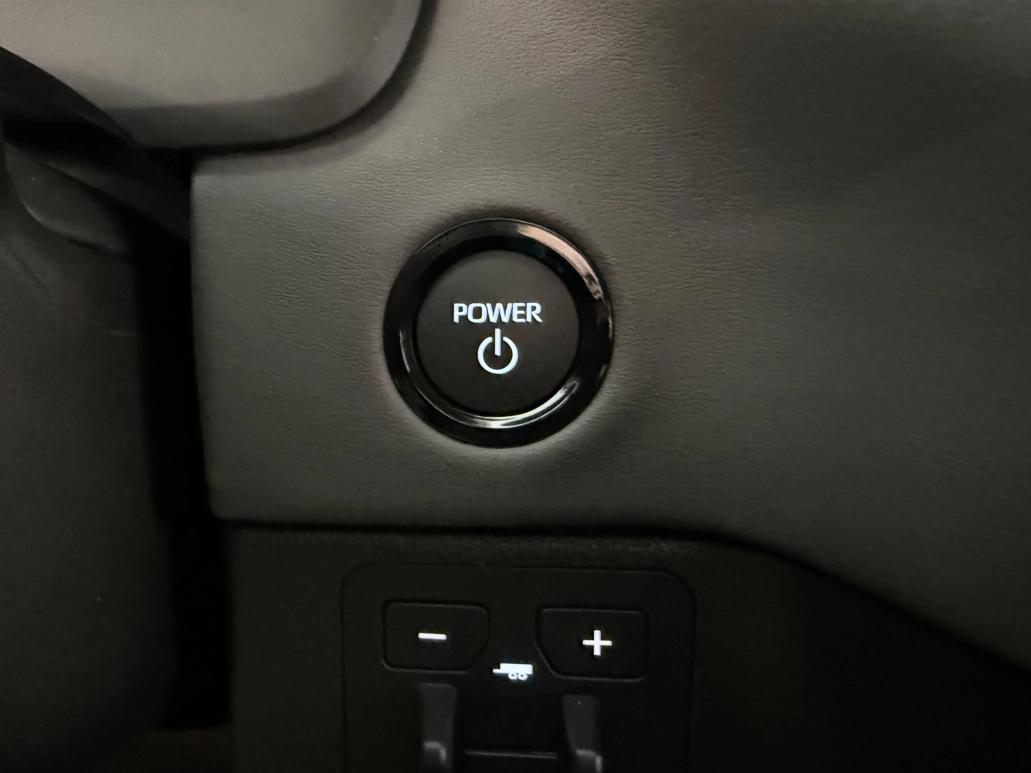 2026 Toyota Tundra Capstone - Photo 28