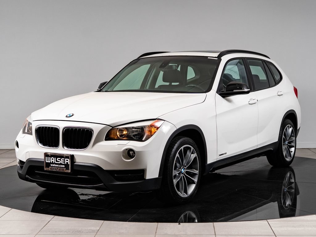 Used 2014 Alpine White BMW xDrive28i image 1