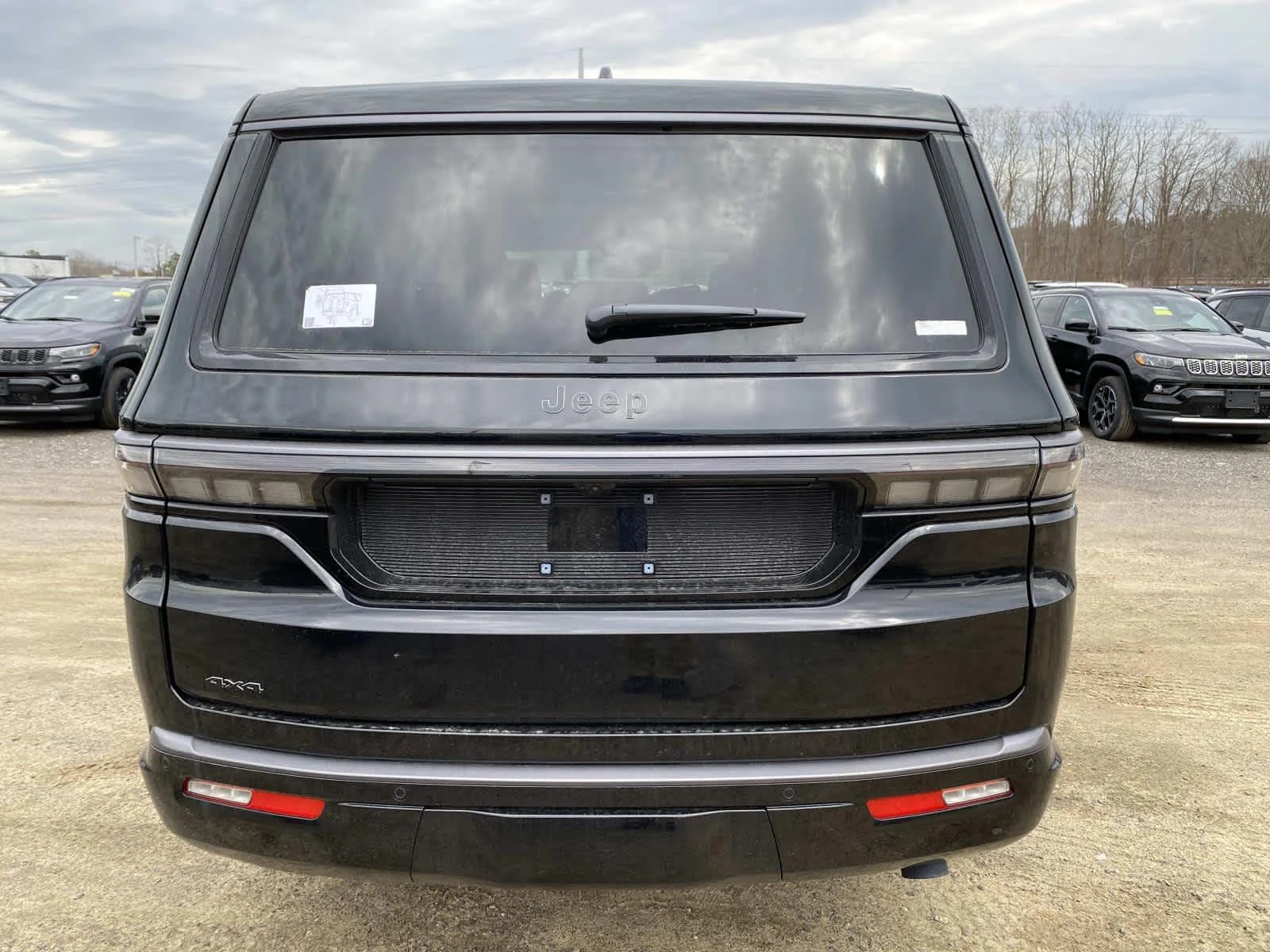 New 2026 High Gloss Black Exterior Paint Jeep Upland image 4