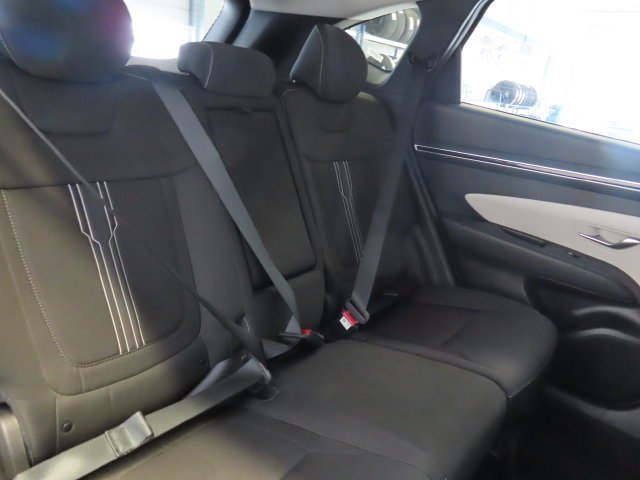 Used 2024 White Pearl Hyundai SEL image 28