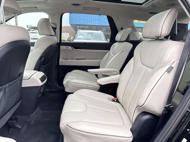 Used 2023 Black Hyundai Calligraphy image 15