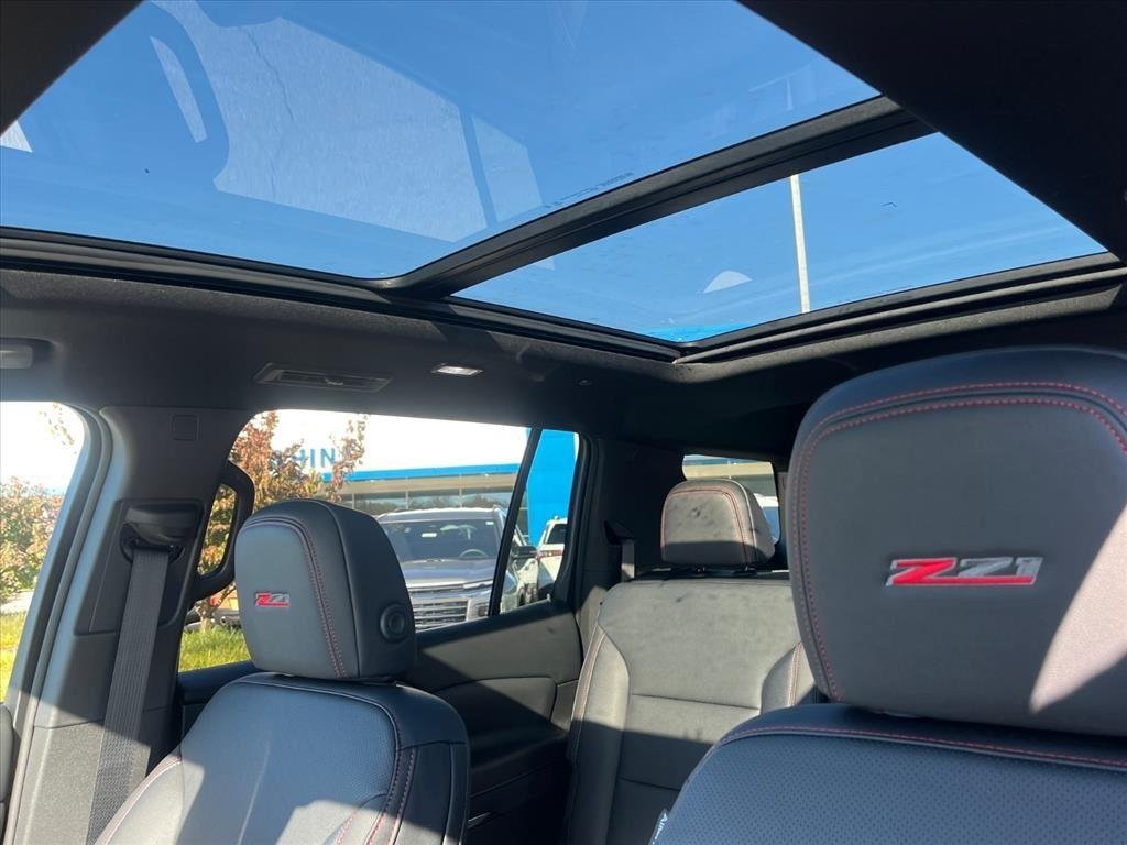 New 2026 Polar White Tricoat Chevrolet Z71 image 9