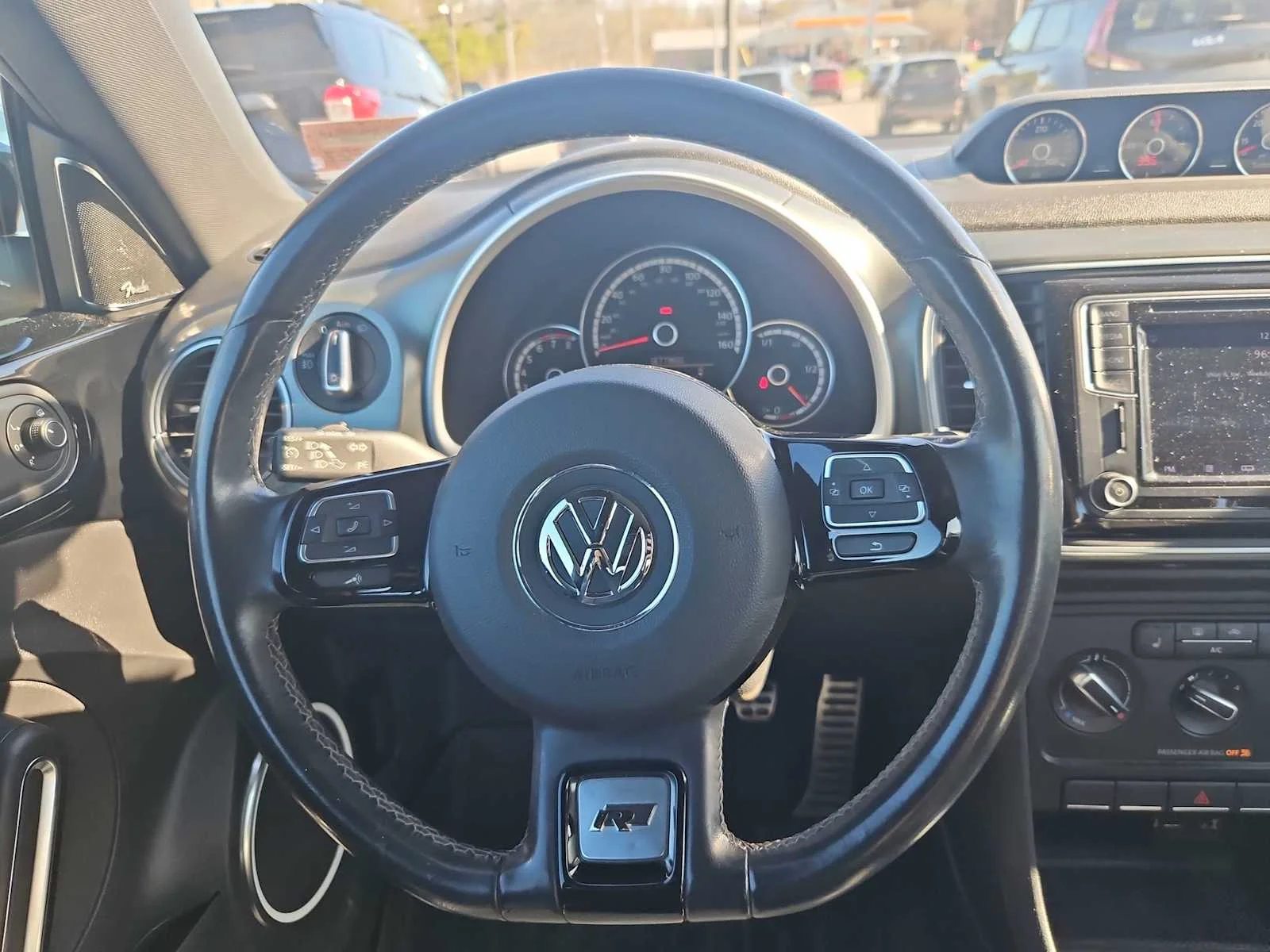 Used 2016 White Volkswagen 2.0T R-Line SEL image 17