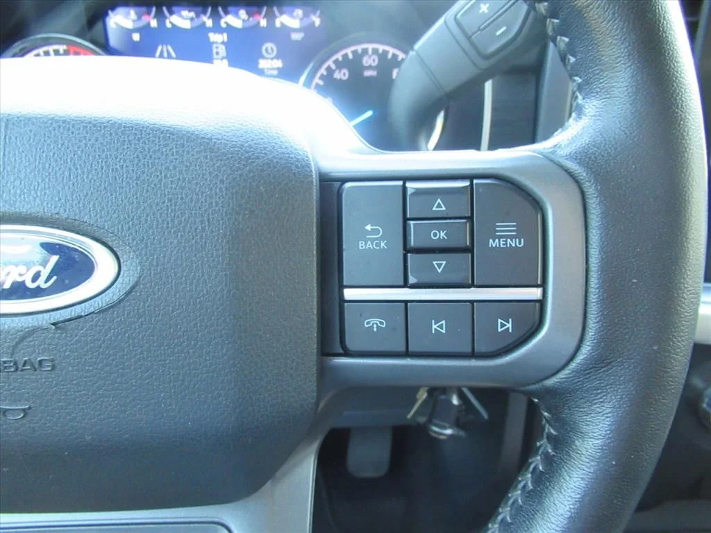 Used 2021 Gray Ford XLT image 21