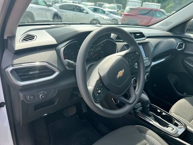 Used 2023 Summit White Chevrolet LS image 13