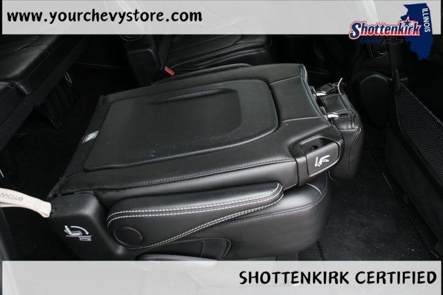 Used 2025 White Chrysler Select image 15