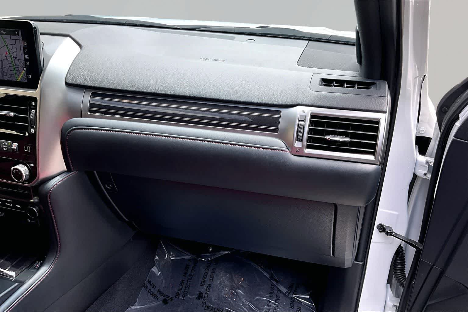 Used 2023 Eminent White Pearl Lexus Premium image 19