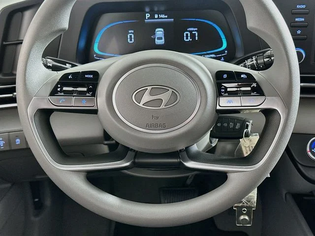 New 2026 Hyundai ELANTRA SE