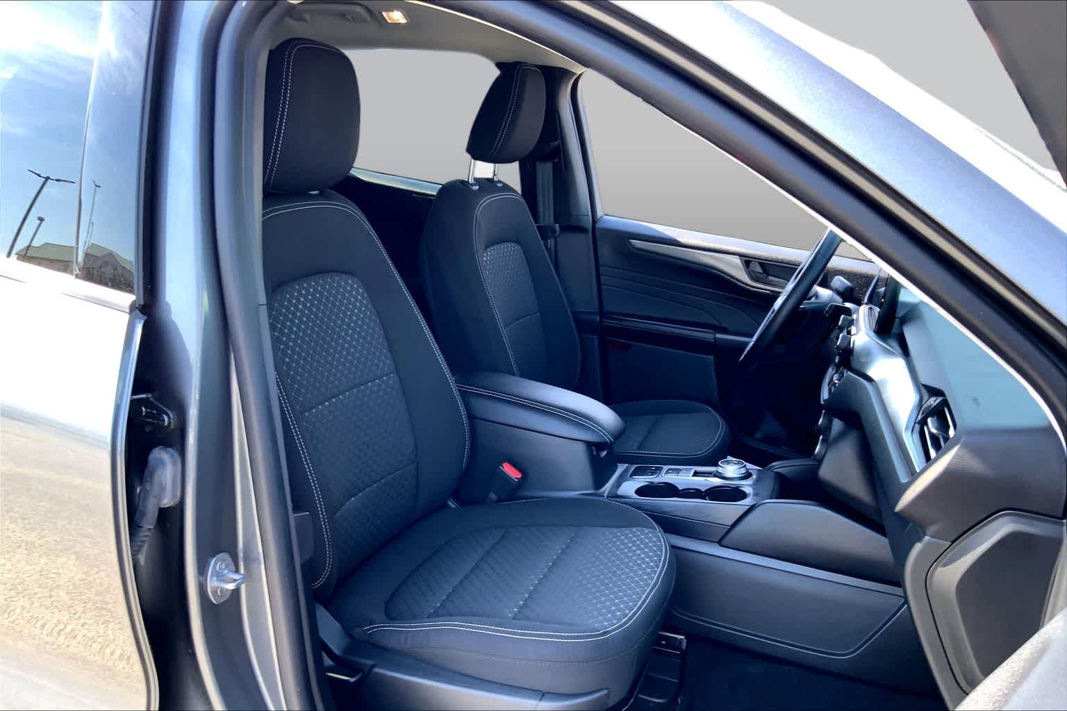Certified Used 2023 Carbonized Gray Metallic Ford Active image 9
