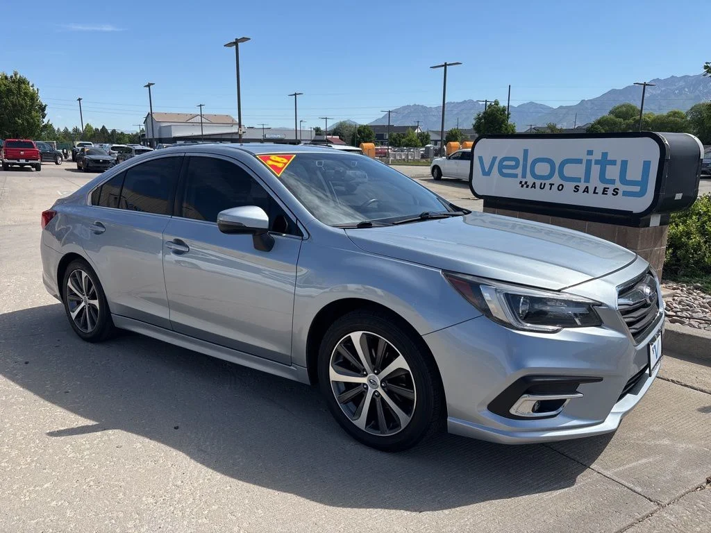 2018 Subaru Legacy 2.5i Limited's photo