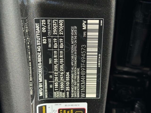 New 2026 Graphite Grey Metallic Mercedes-Benz GLC 300 image 17