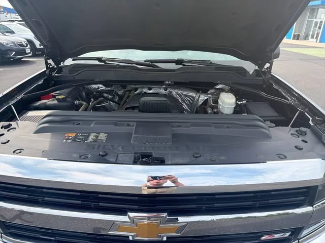 Used 2016 TUNGSTEN METALLIC Chevrolet LT image 27