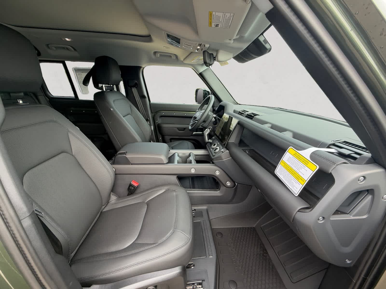 New 2026 green Land Rover S image 15