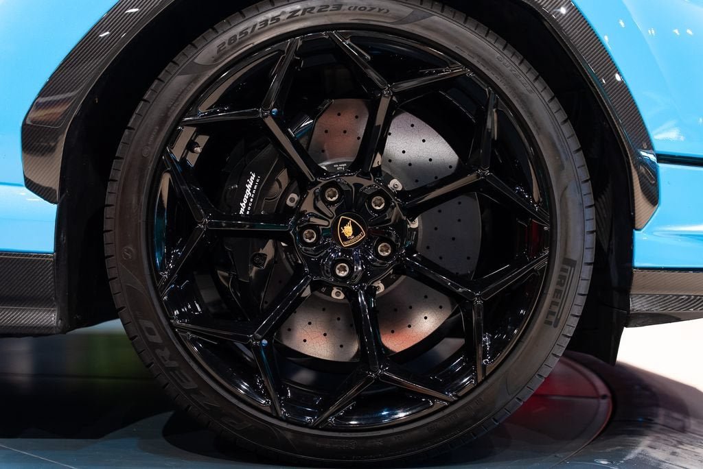 Used 2024 Blu Cepheus Metallic Lamborghini Performante image 50