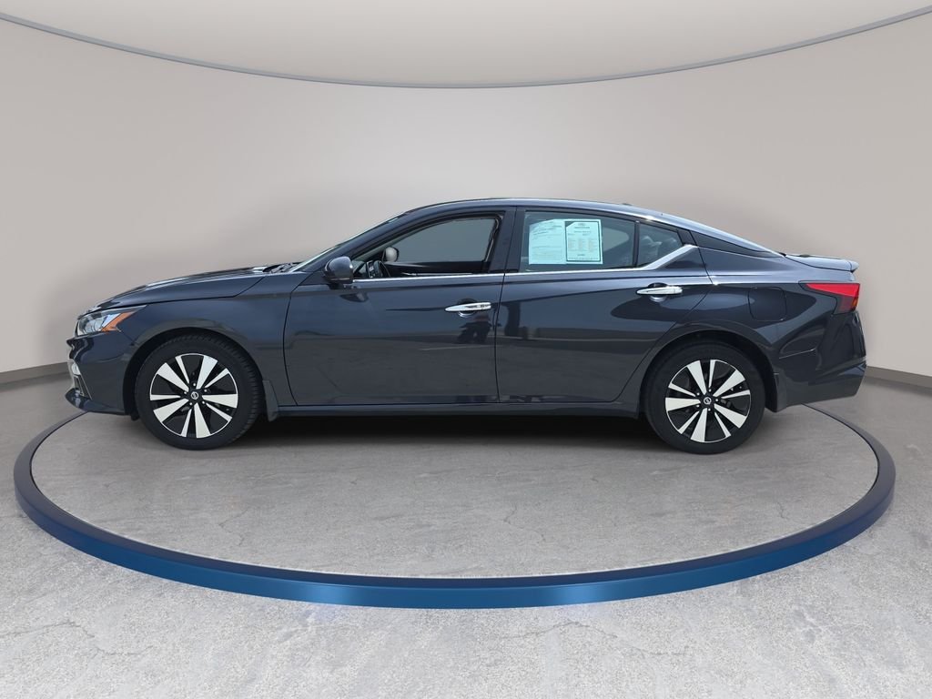 Used 2020 Blue Nissan 2.5 SL image 9