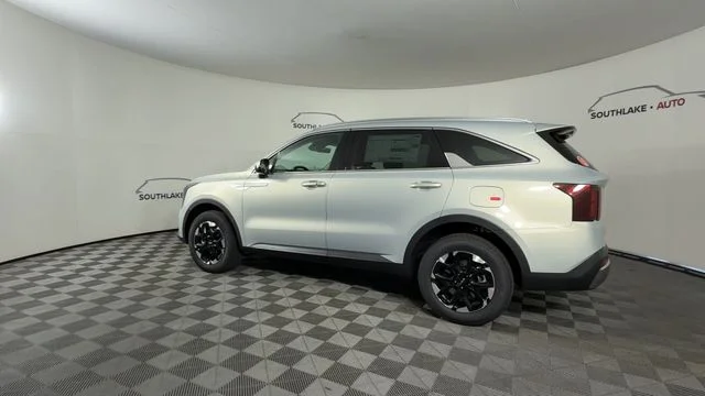 New 2026 Ivory Silver Kia S image 6