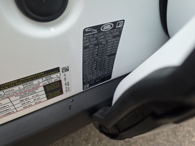 New 2026 Ostuni Pearl White Land Rover Belgravia Edition image 24