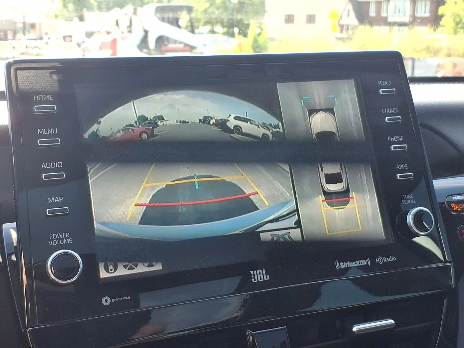 2024 Toyota Camry XSE - Photo 10