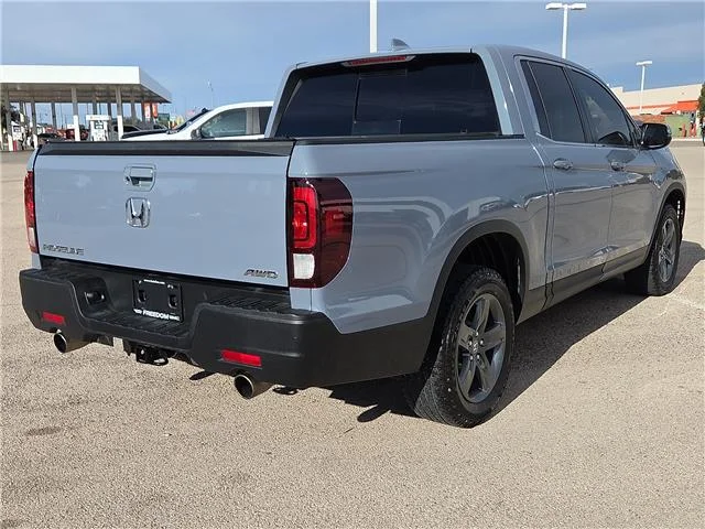 Used 2023 Sonic Gray Pearl Honda RTL (A9) All-Wheel Drive Crew Cab 5.3 ft. box 125. image 3