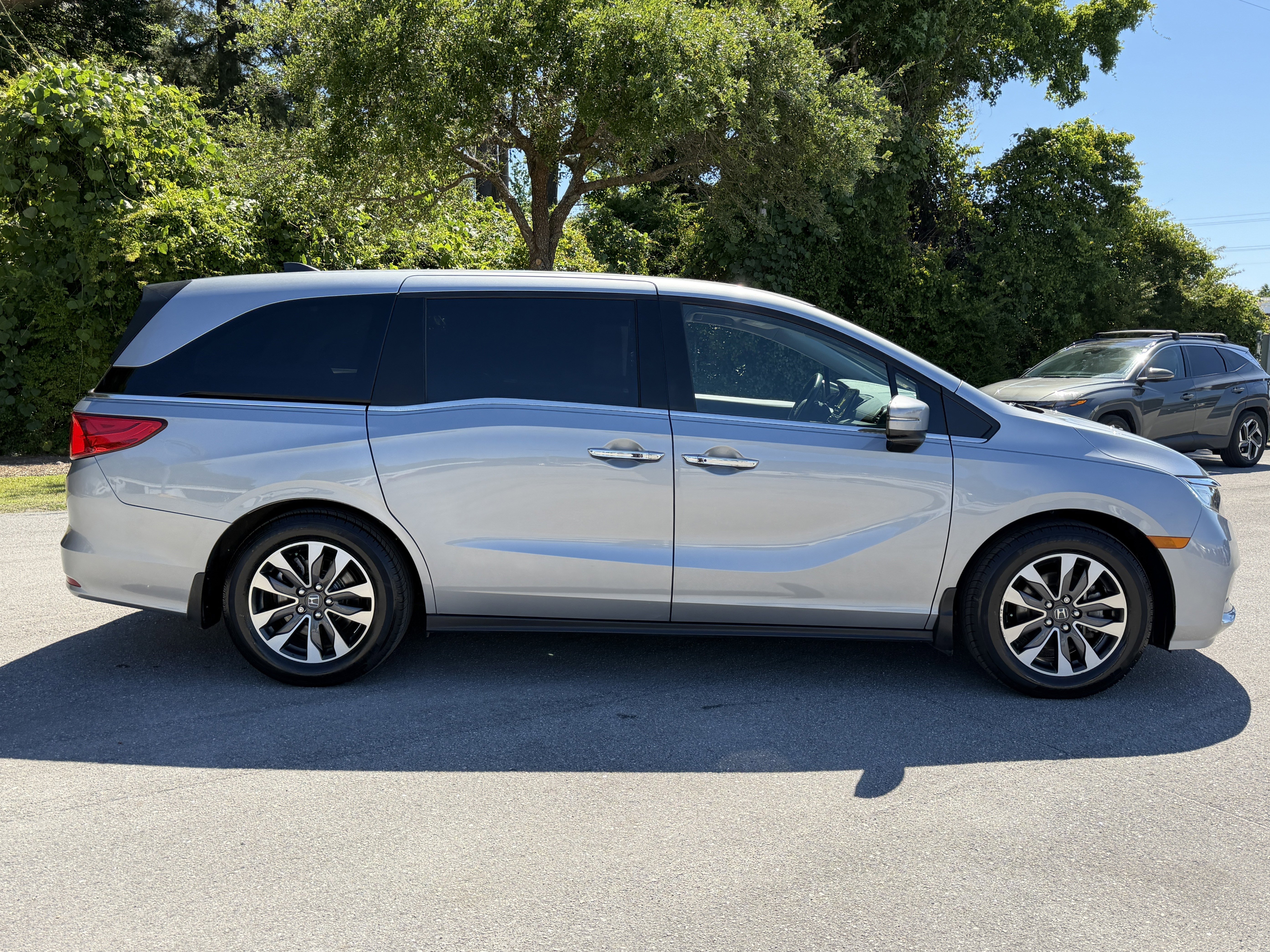 Used 2024  Honda EX-L image 35